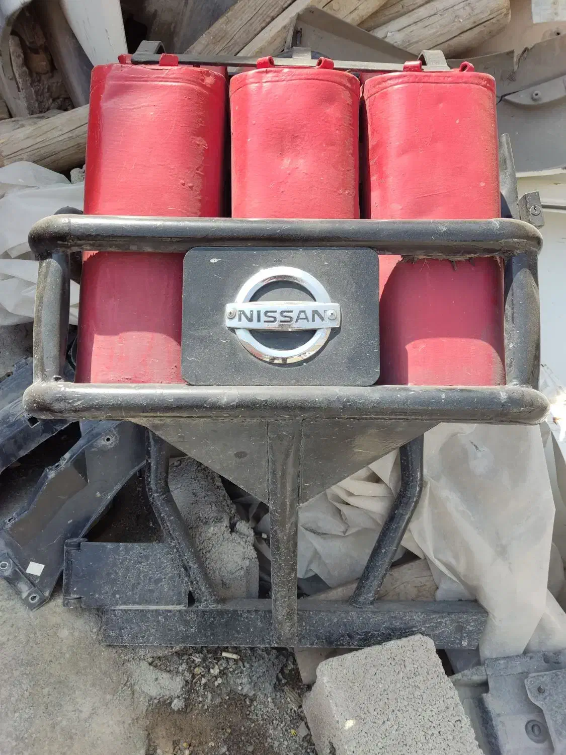 گالن بنزین برای ماشینهای آفرود و سپر|قطعات یدکی و لوازم جانبی|پیر بکران, |دیوار