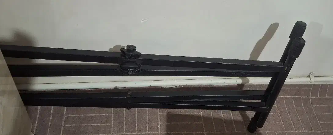 پایه ارگ مشکی|پیانو، کیبورد، آکاردئون|کرج, جهان‌شهر|دیوار