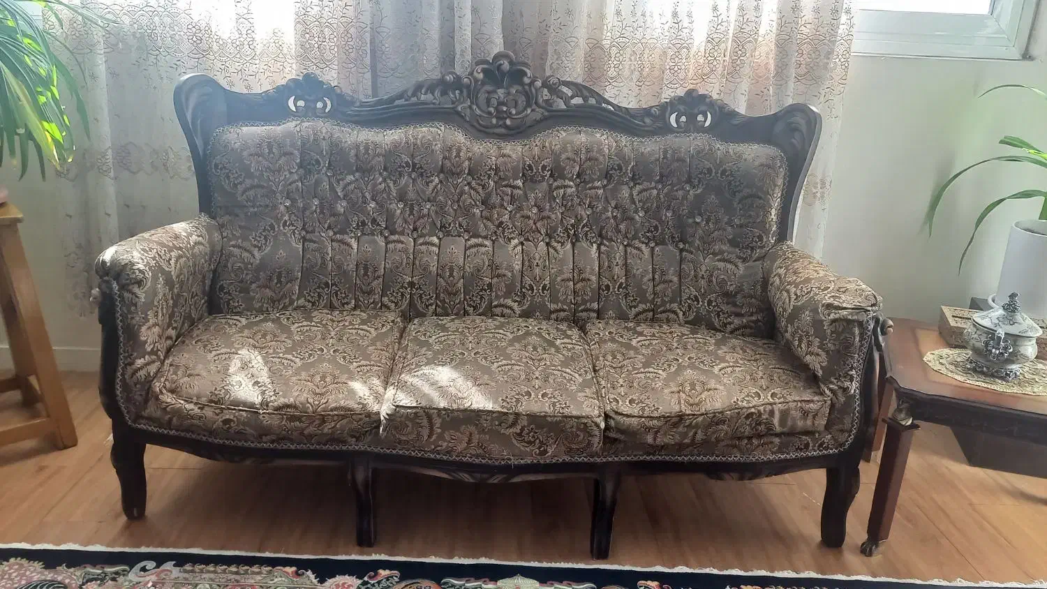 مبل ۷ نفره  با چوب با کیفیت|مبلمان خانگی و میز عسلی|تهران, دریاچه شهدای خلیج فارس|دیوار