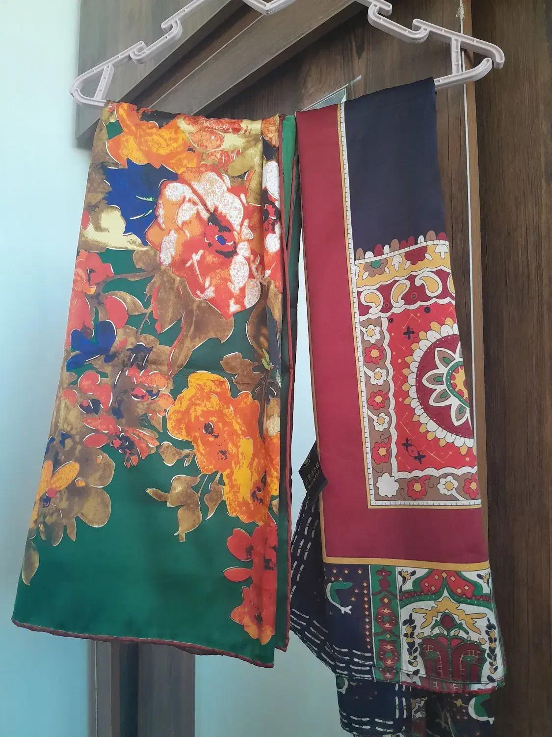 روسری ترک|لباس|شاهینشهر, خانه کارگر|دیوار