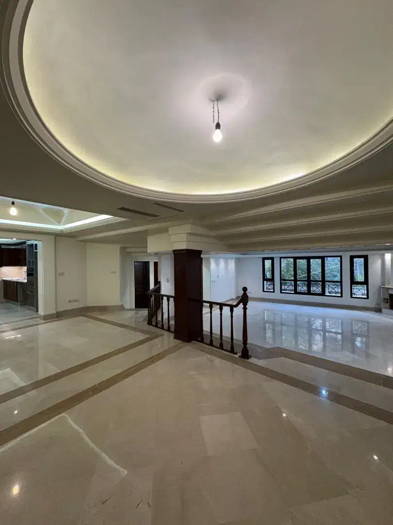 محمودیه تک واحدی ۲۴۰ متر ۴ خواب