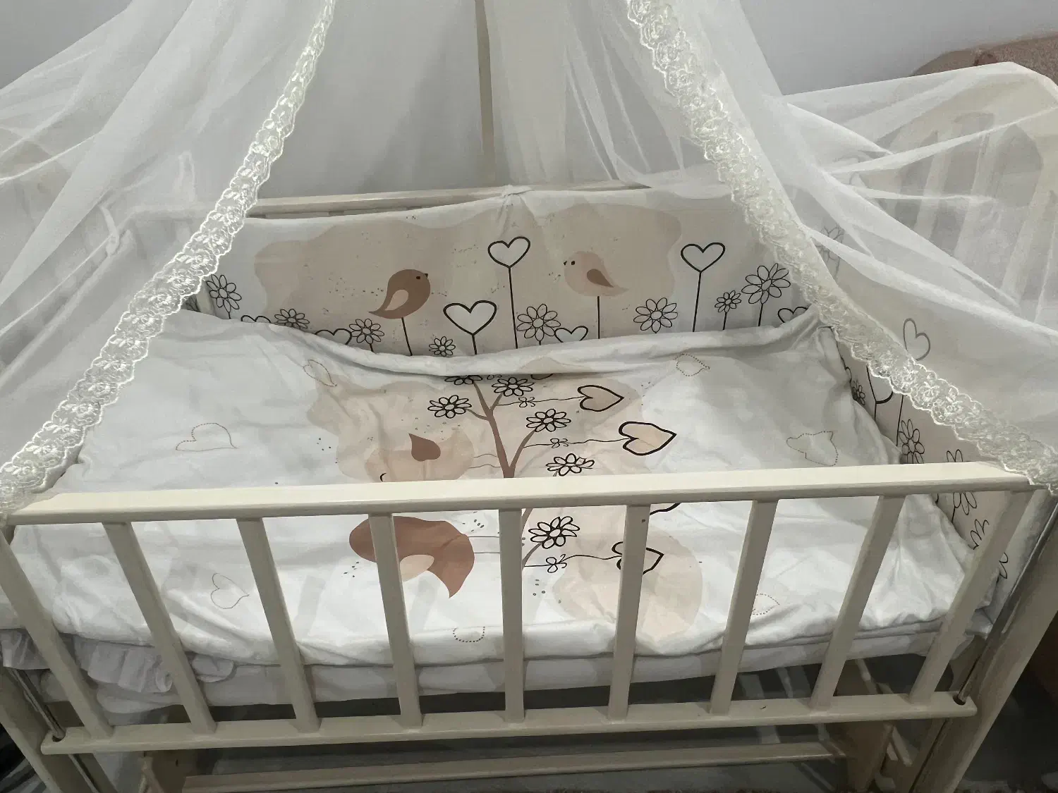 گهواره کودک ژیک|تخت و سرویس خواب|سنندج, |دیوار