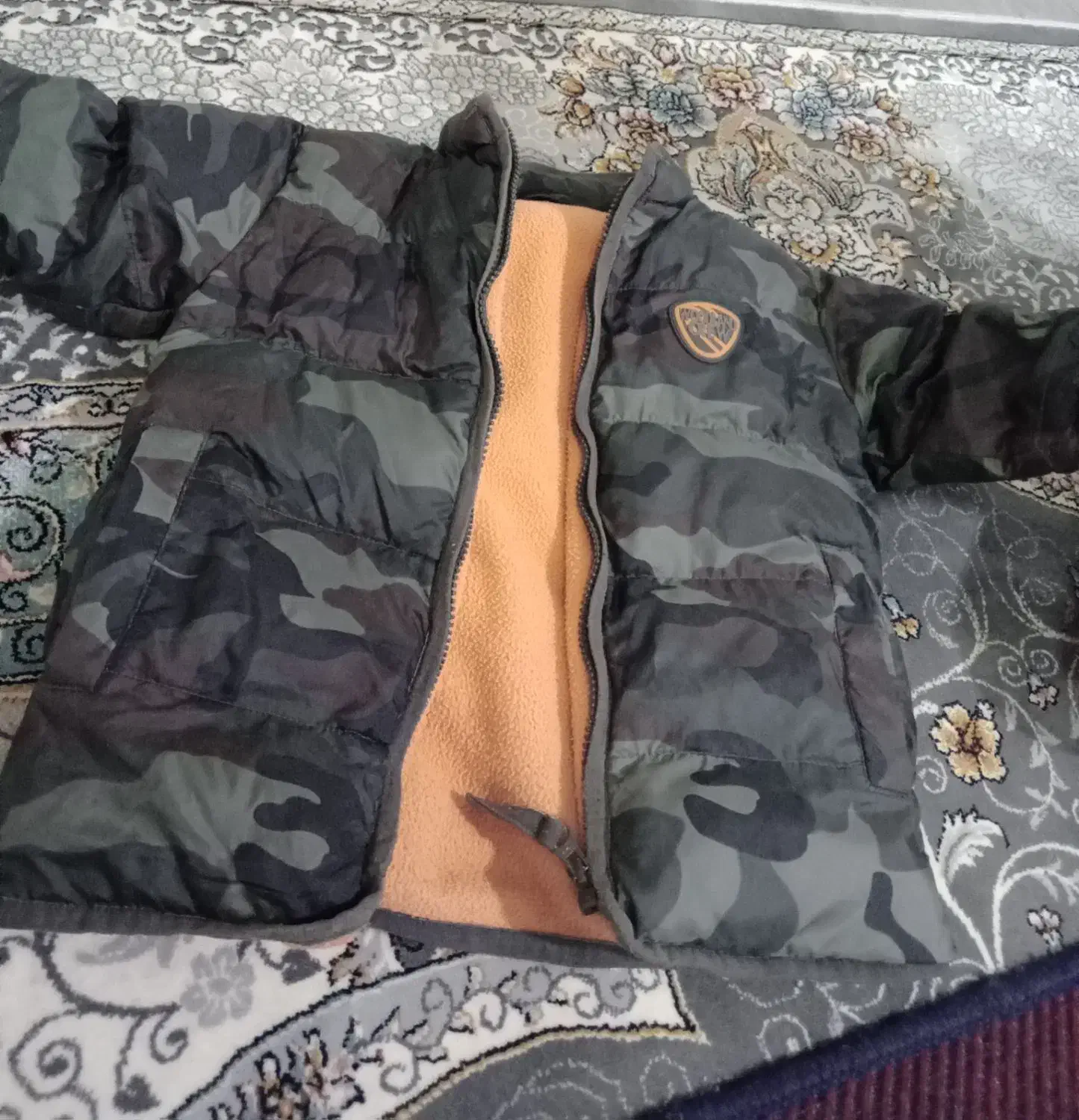 کاپشن بچگانه|کفش و لباس بچه|قنوات, |دیوار