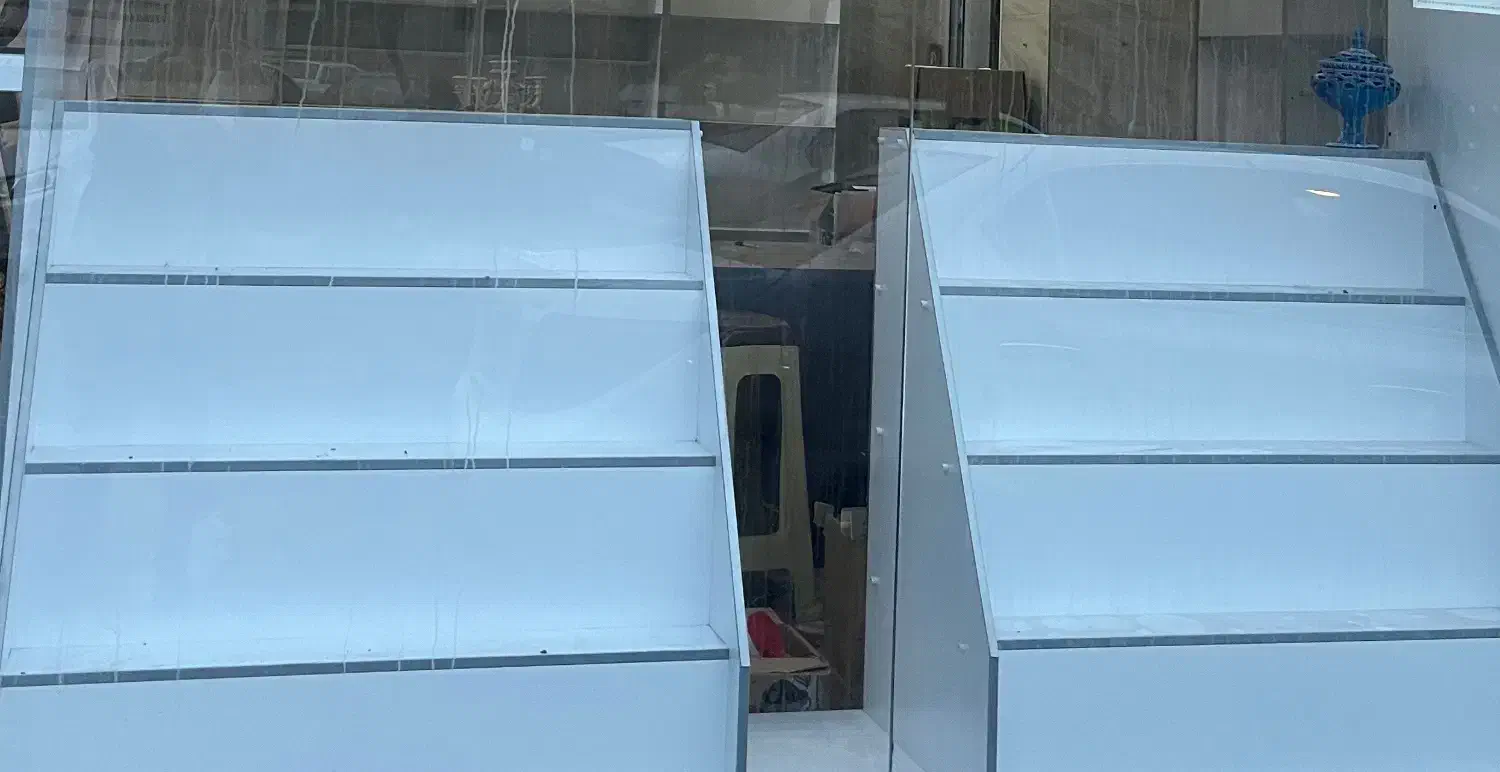 ویترین ام دی اف|بوفه، ویترین، کنسول|صومعه‌سرا, |دیوار