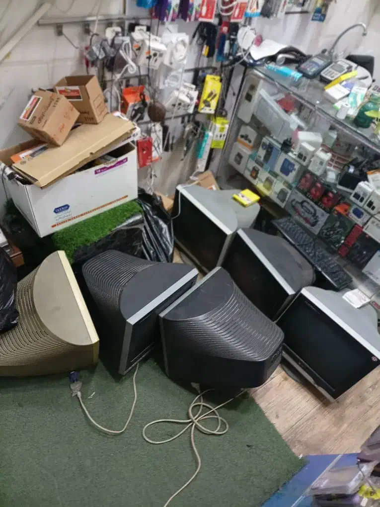 تلویزیون کیس مانیتور لبتاب خراب|تلویزیون و پروژکتور|رباطکریم, الارد|دیوار