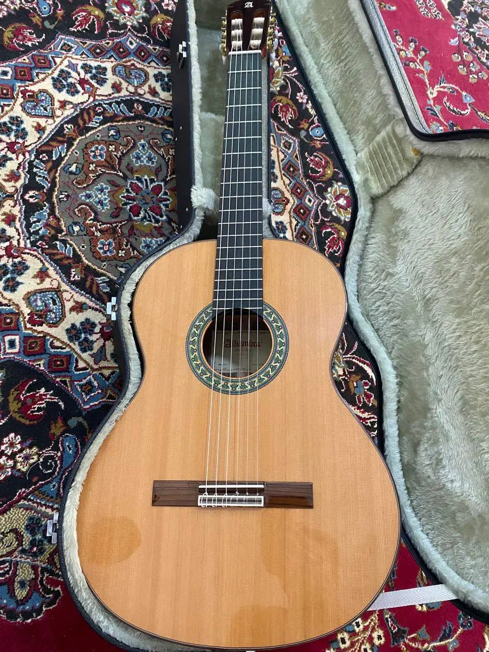 گیتار اسپانیایی کلاسیک فلامنکو الحمبرا Alhambra p5|گیتار، بیس، امپلیفایر|قوچان, |دیوار