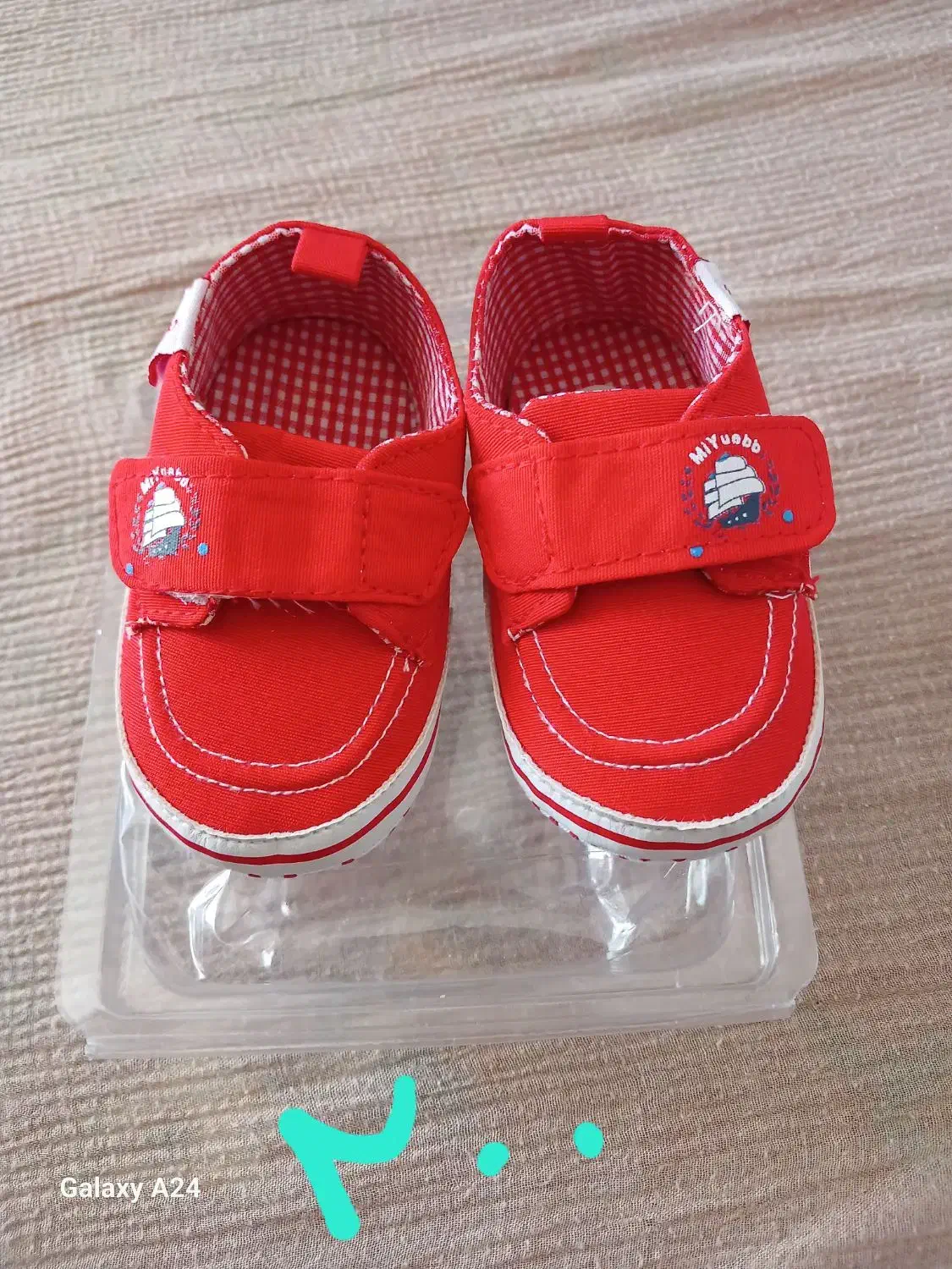 کفش اسپورت غنداق نوزاد پیرهن پسرانه|کفش و لباس بچه|شیراز, شیخ علی چوپان|دیوار