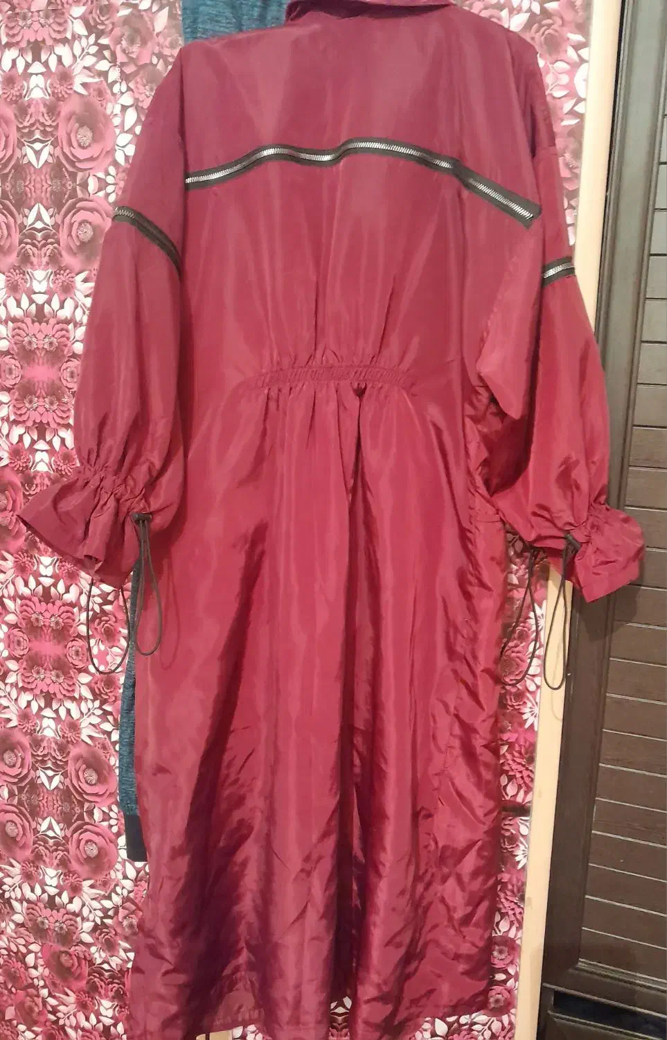 بارانی|لباس|فردیس, قریشی|دیوار