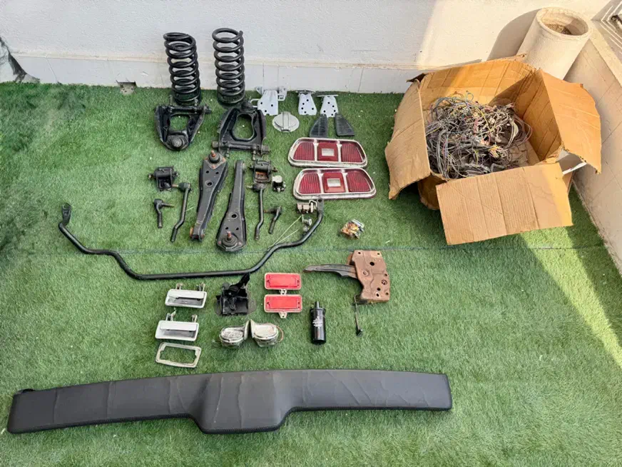 لوازم فورد موستانگ مکوان ۷۳-۷۱ ماستنگ گرند کوپه|قطعات یدکی و لوازم جانبی|تهران, تهرانپارس غربی|دیوار