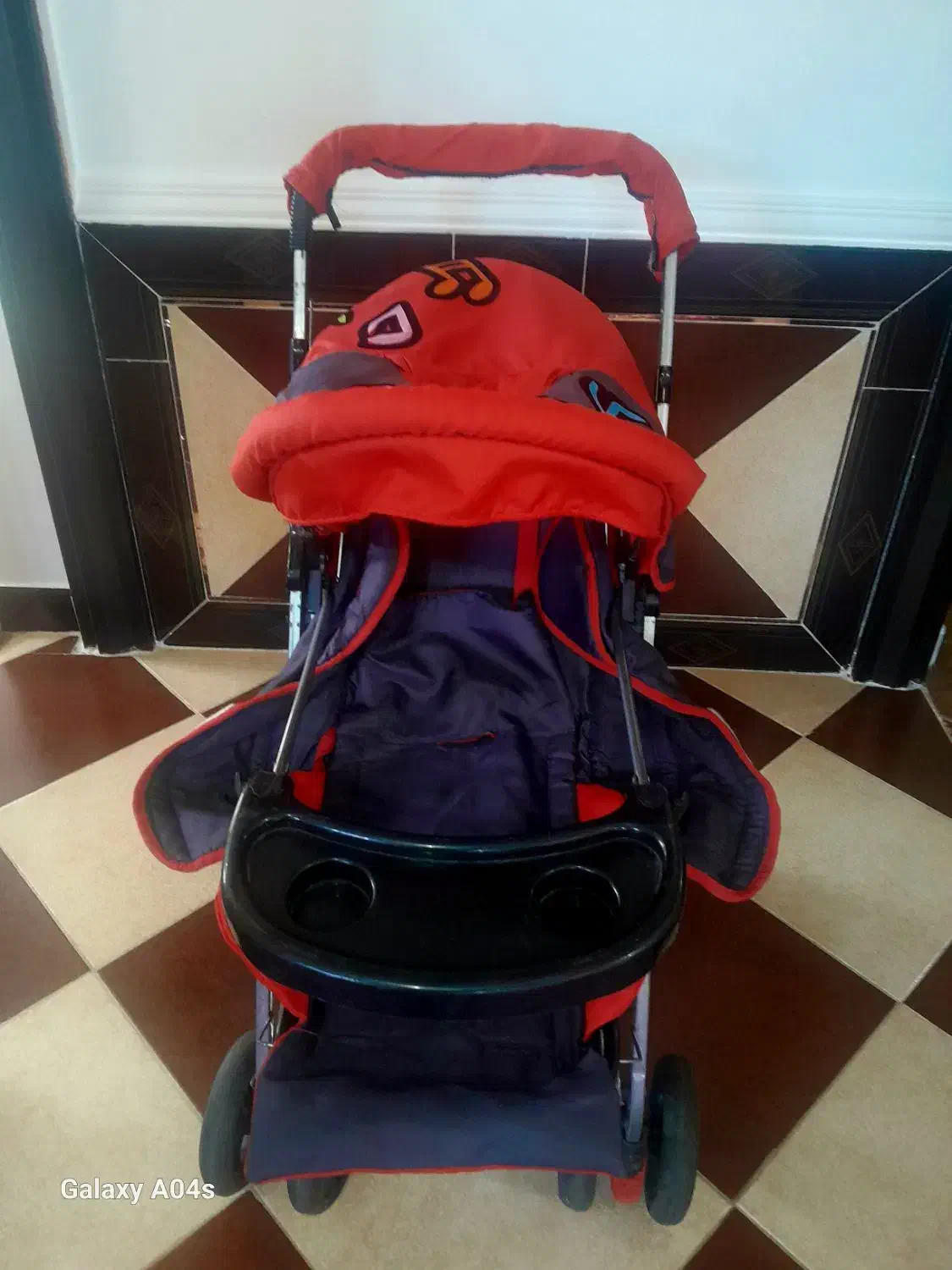 کالسکه بچه|کالسکه و لوازم جانبی|نهاوند, |دیوار