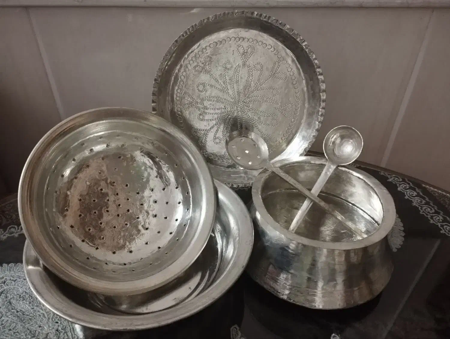 ظروف مسی کودک یا سیسمونی قدیمی و انتیک|کلکسیون اشیاء عتیقه|تهران, امیریه|دیوار