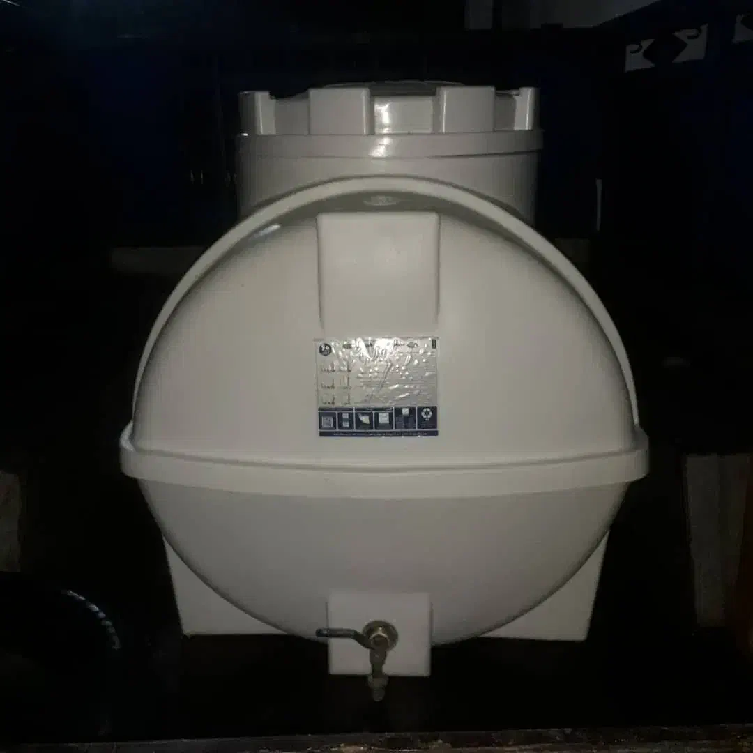 منبع آب پلاستیکی ۵۰۰ لیتری|مصالح و تجهیزات ساختمان|ساری, |دیوار