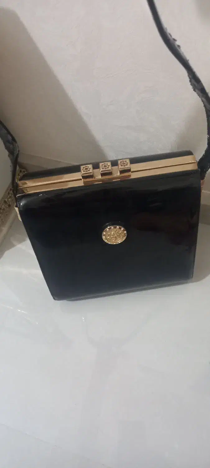 کیف مجلس ورنی|کیف، کفش، کمربند|اردبیل, |دیوار