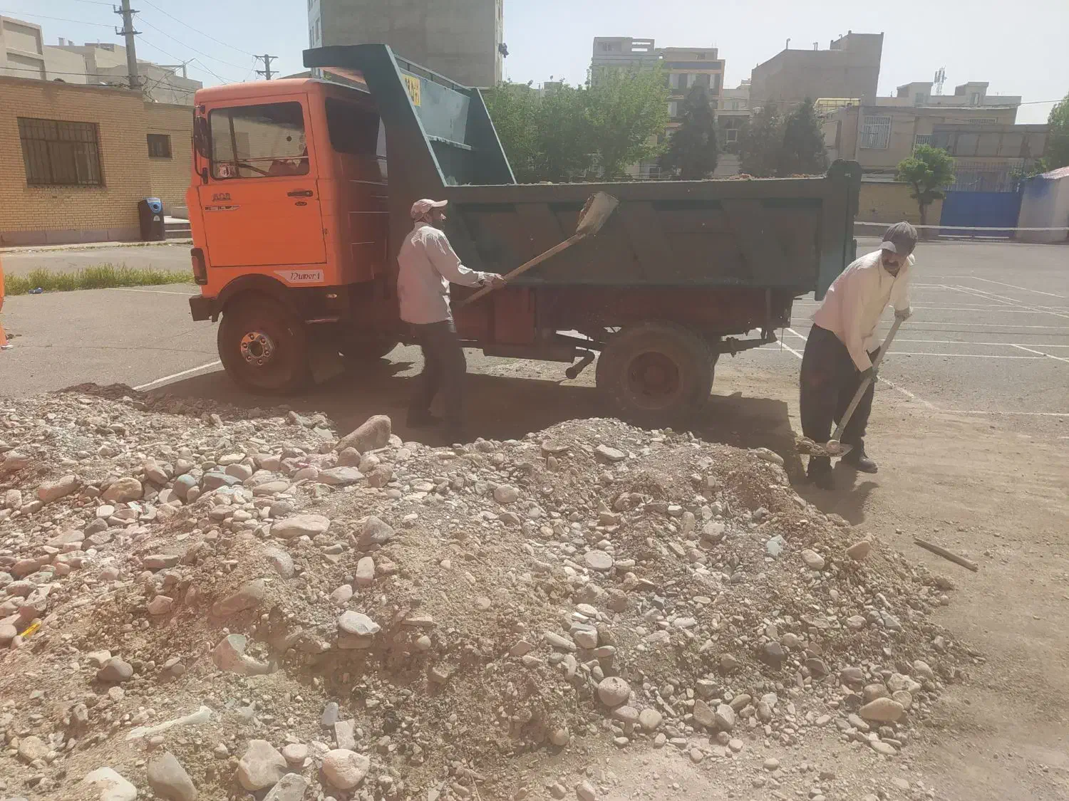 حمل نخاله کندن استخر|خدمات حمل و نقل|چهارباغ, |دیوار