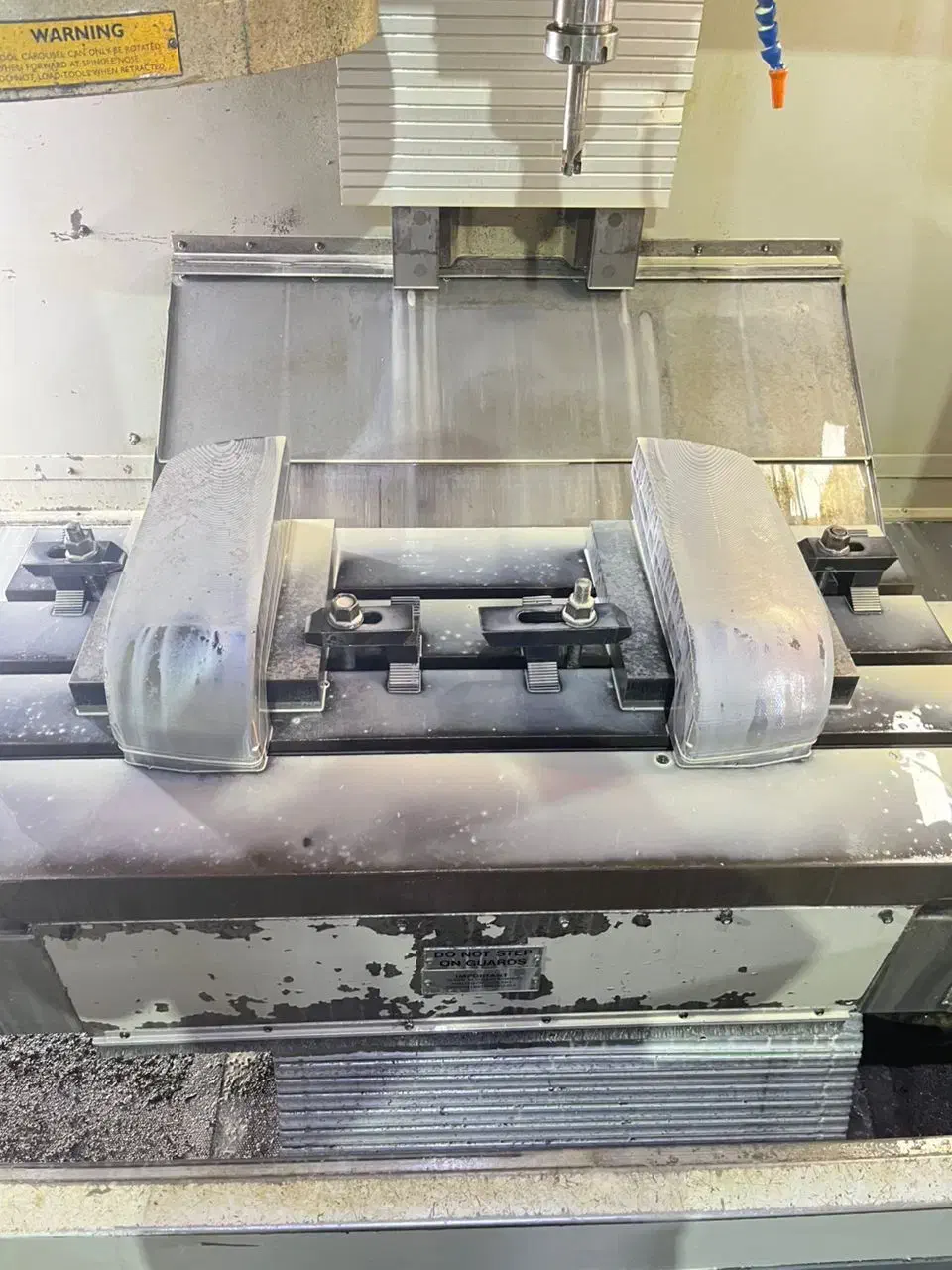 خدمات فرزcnc وقالب سازی پلاستیک و لاستیک|خدمات پیشه و مهارت|شهریار, اسدآباد|دیوار