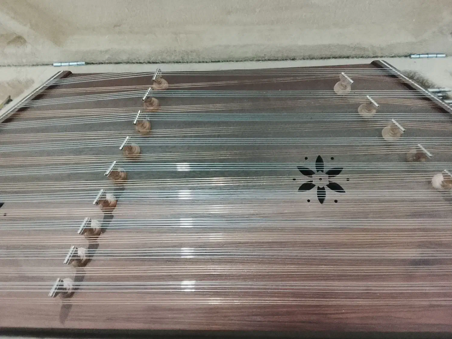 سنتور|سازهای سنتی|زاهدان, |دیوار