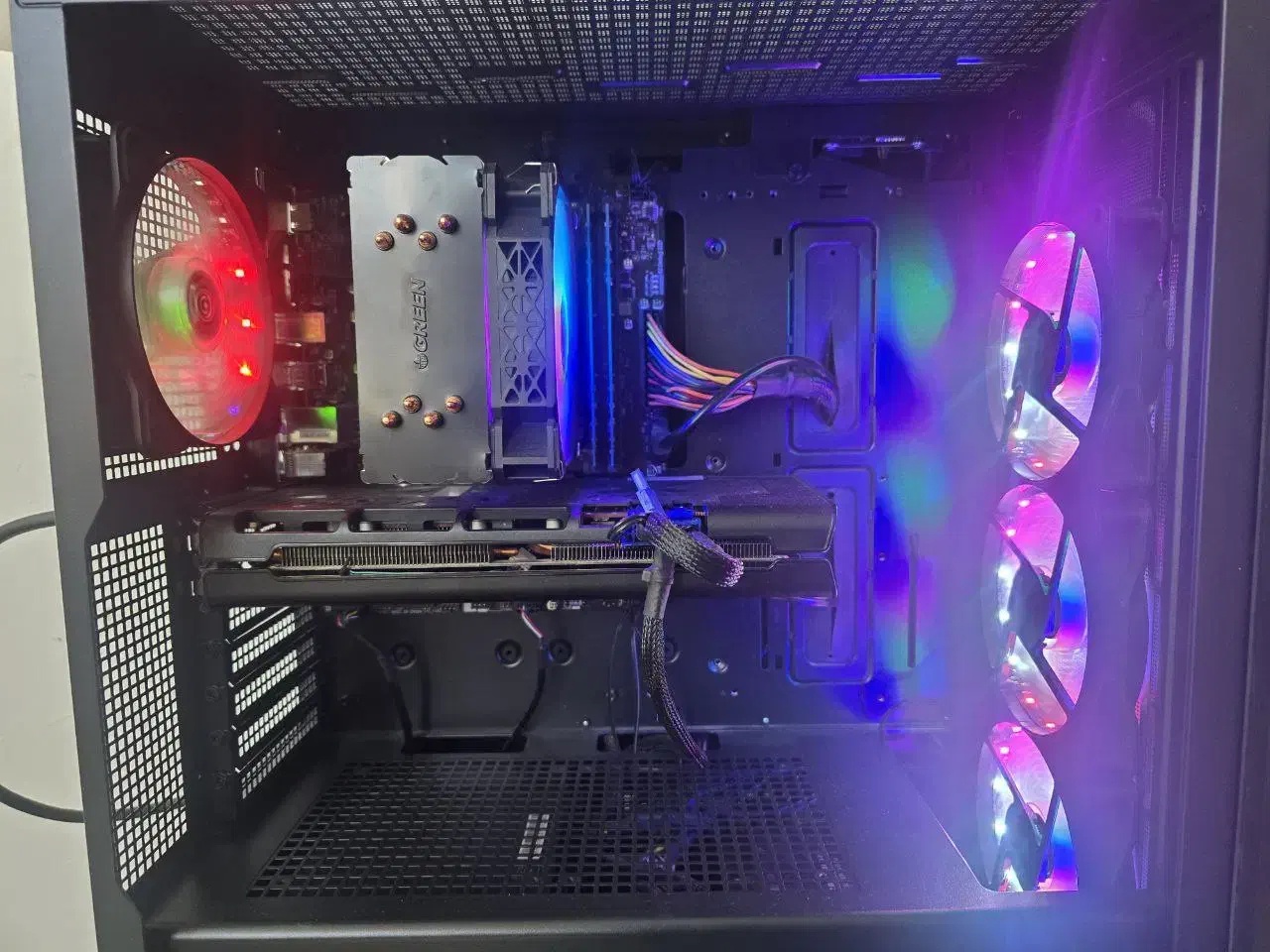 کیس گیمینگ و رندرینگ، مناسب برنامع نویسی و ادیت|رایانه رومیزی|خرمآباد, |دیوار