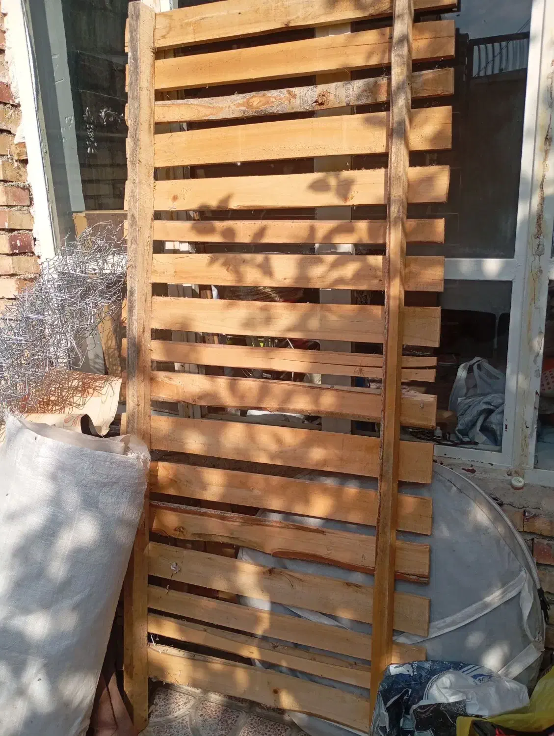 دوعدد زیرتختی نو نو|تشک تختخواب|فیرورق, |دیوار