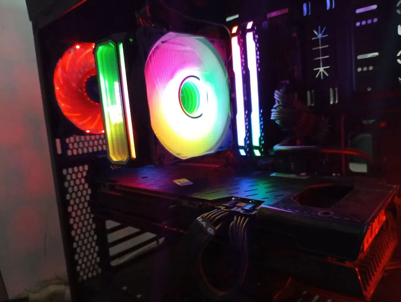 کامپیوتر گیمینگ|رایانه رومیزی|سنندج, |دیوار