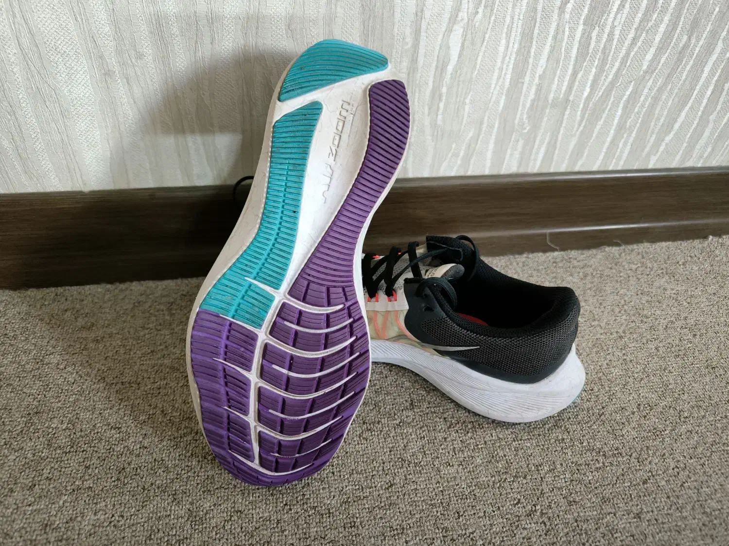 کفش نایک ایر زوم اورجینال سایز 39|کیف، کفش، کمربند|شیراز, رکنآباد|دیوار