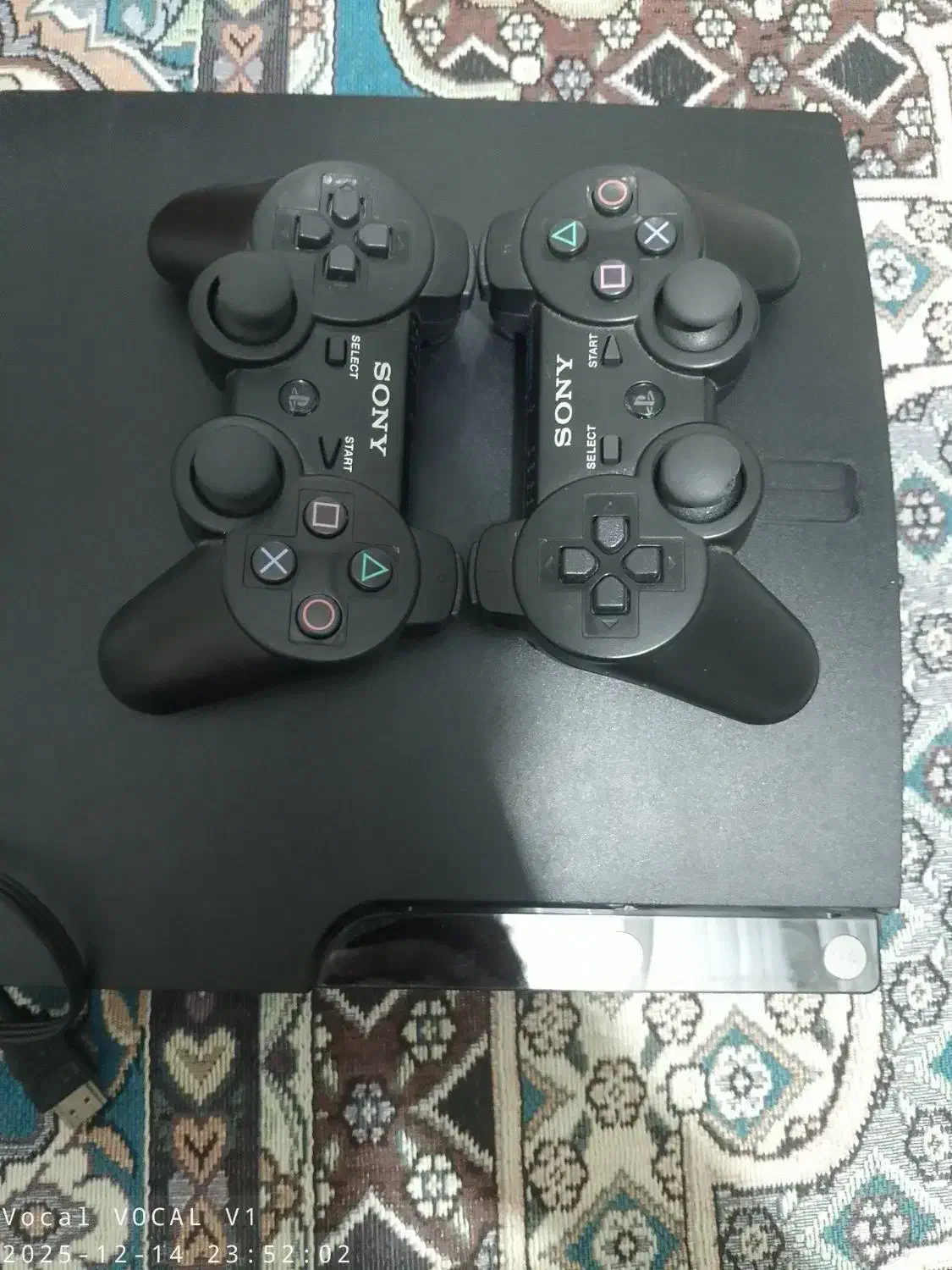 سلام دوستان عزیز کنسول تر تمیز با دو دسته|کنسول، بازی ویدئویی و آنلاین|چابهار, |دیوار