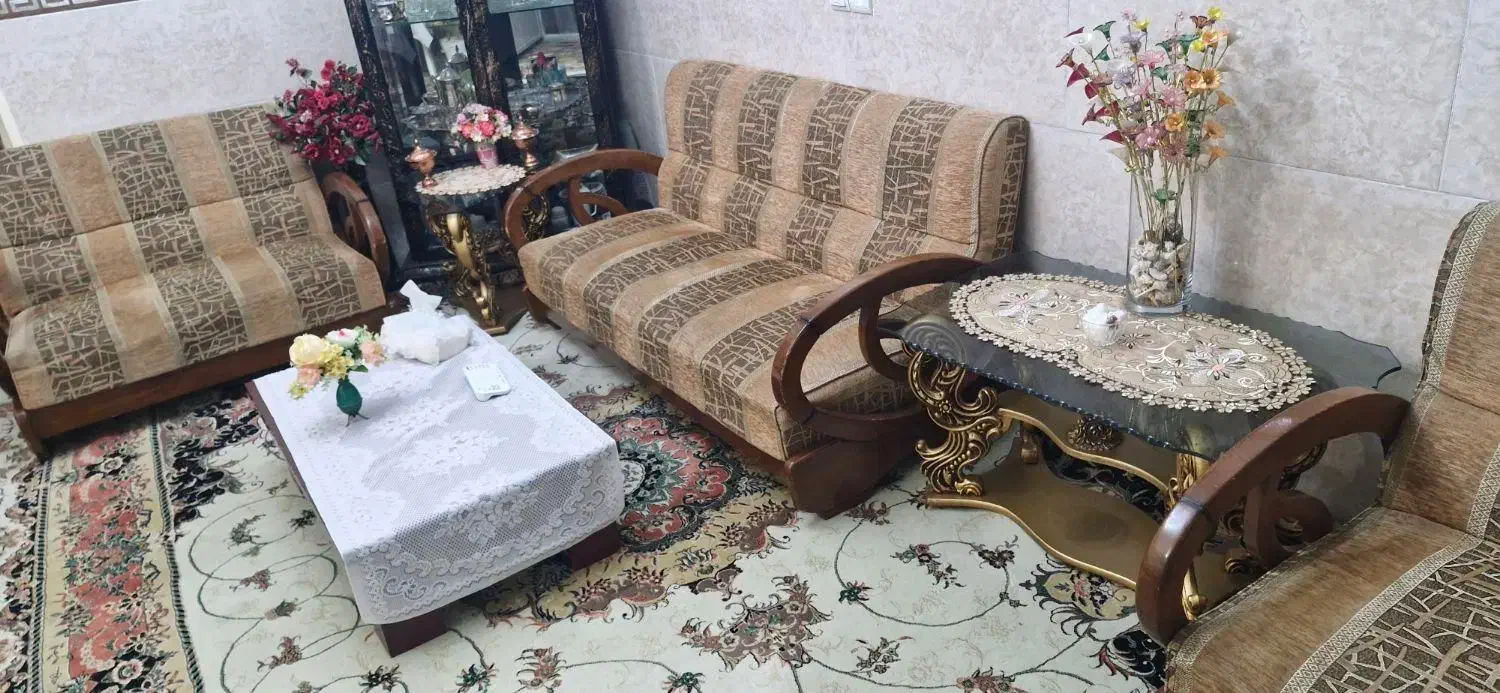 مبلمان ۷نفری|مبلمان خانگی و میز عسلی|شهریار, کهنز|دیوار