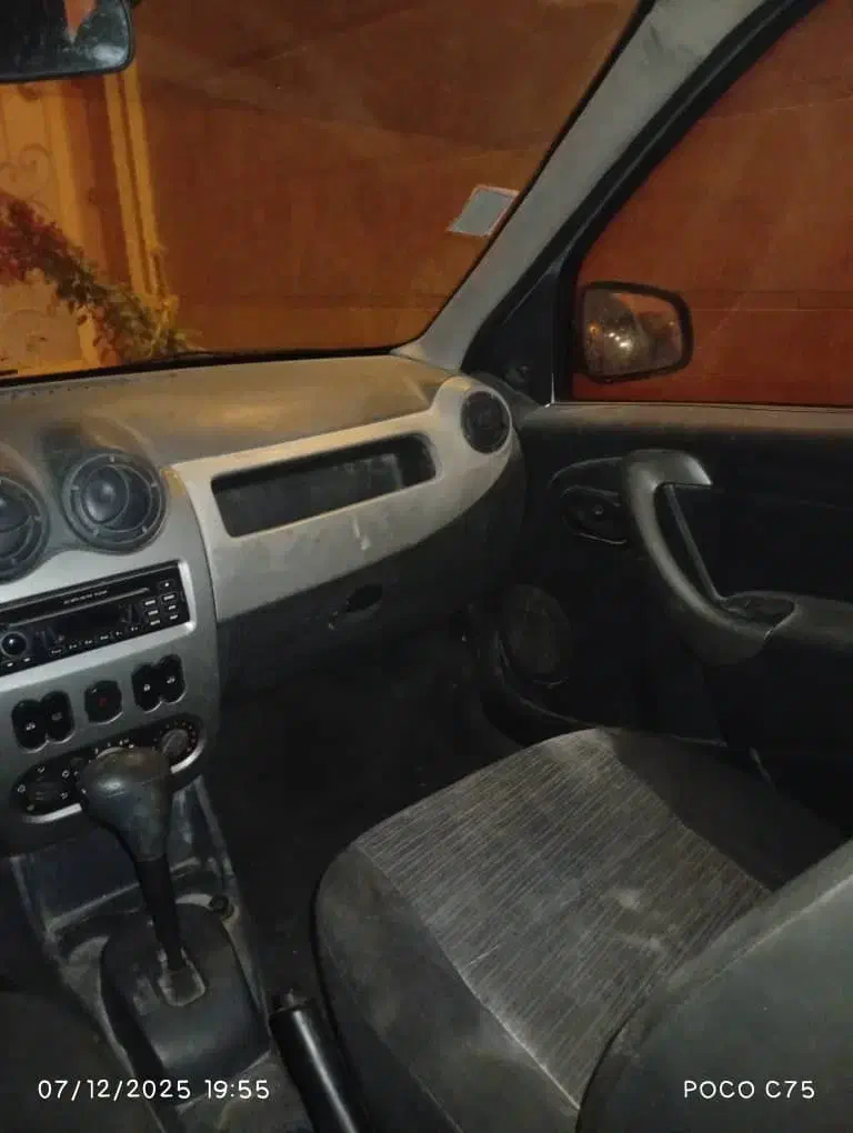 لوگان 2011|خودرو کلاسیک|قشم, |دیوار