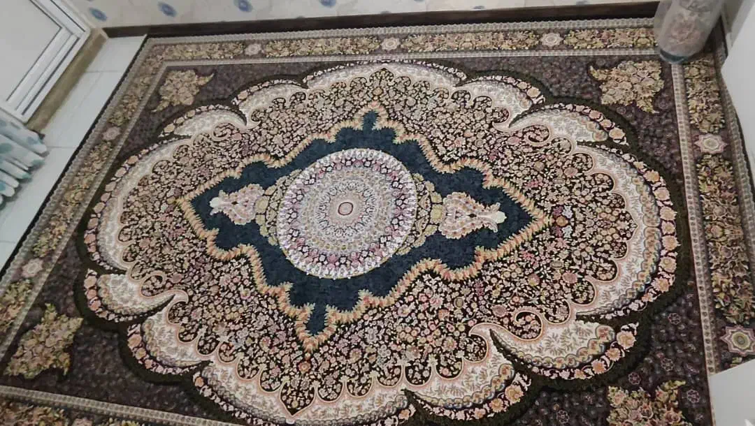 فرش ۹ متری فرحی|فرش|کرج, کوی کارمندان جنوبی|دیوار