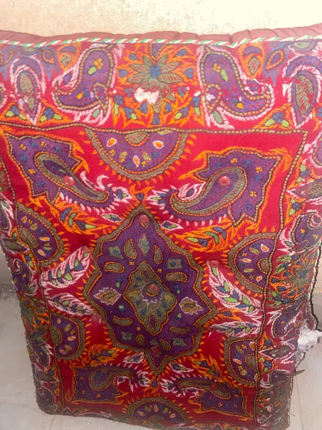 پشتی پته گیو خورده|پشتی|کرمان, |دیوار