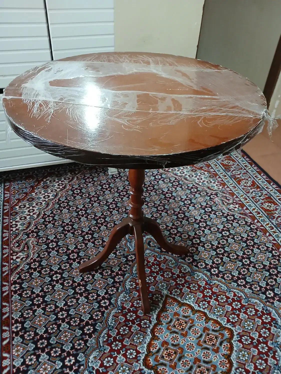 میز خاطره چوبی در حد نو هست|مبلمان خانگی و میز عسلی|پارس‌آباد, |دیوار