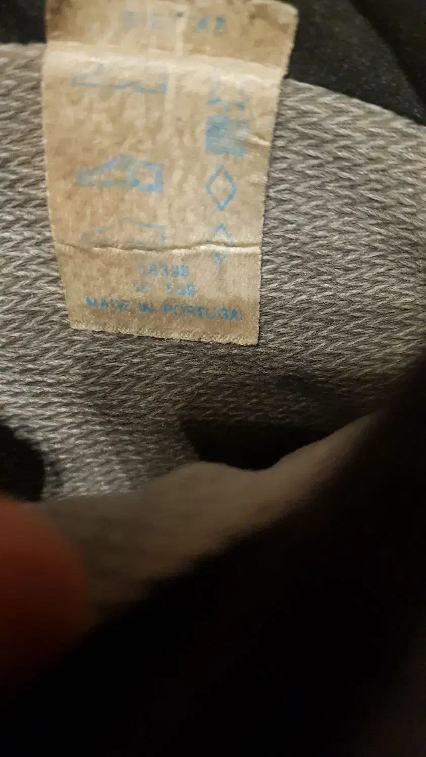 پوتین کوهنوردی اورجینال|کوهنوردی و کمپینگ|رشت, خمیران زاهدان|دیوار