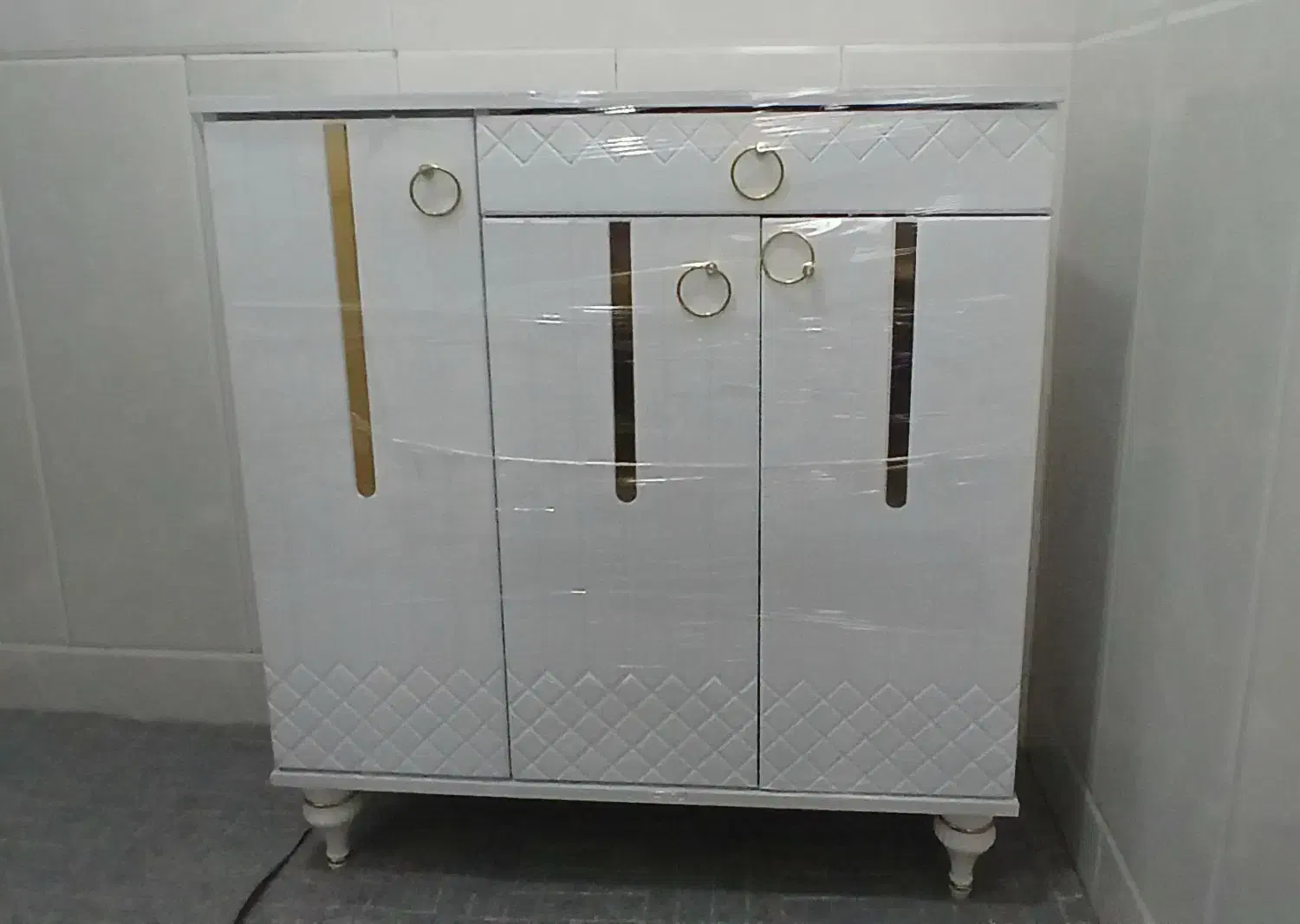 میز تلویزیون و جاکفشی|میز تلویزیون|قم, شهرک مهدیه (مدرس)|دیوار