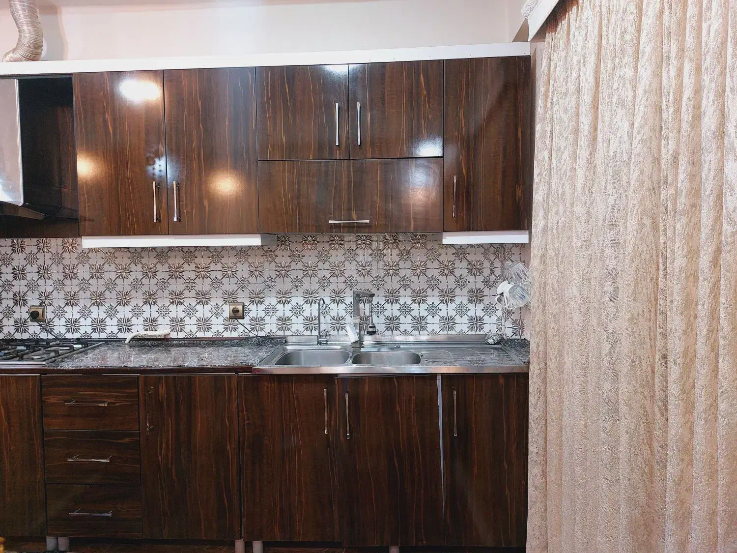 کابینت|مصالح و تجهیزات ساختمان|چاف و چمخاله, |دیوار