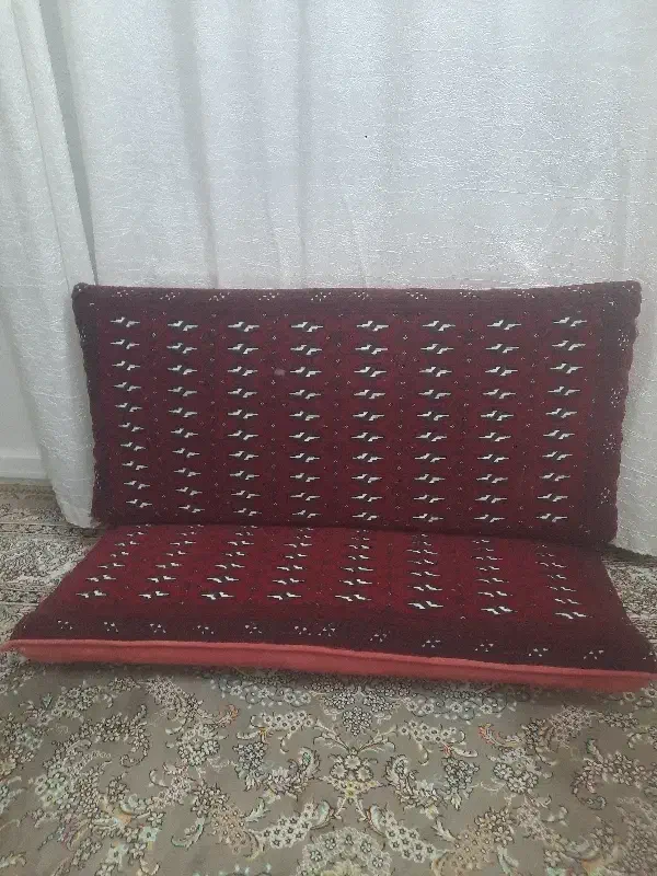 پشتی سنتی|پشتی|نیشابور, شهرک ولیعصر|دیوار