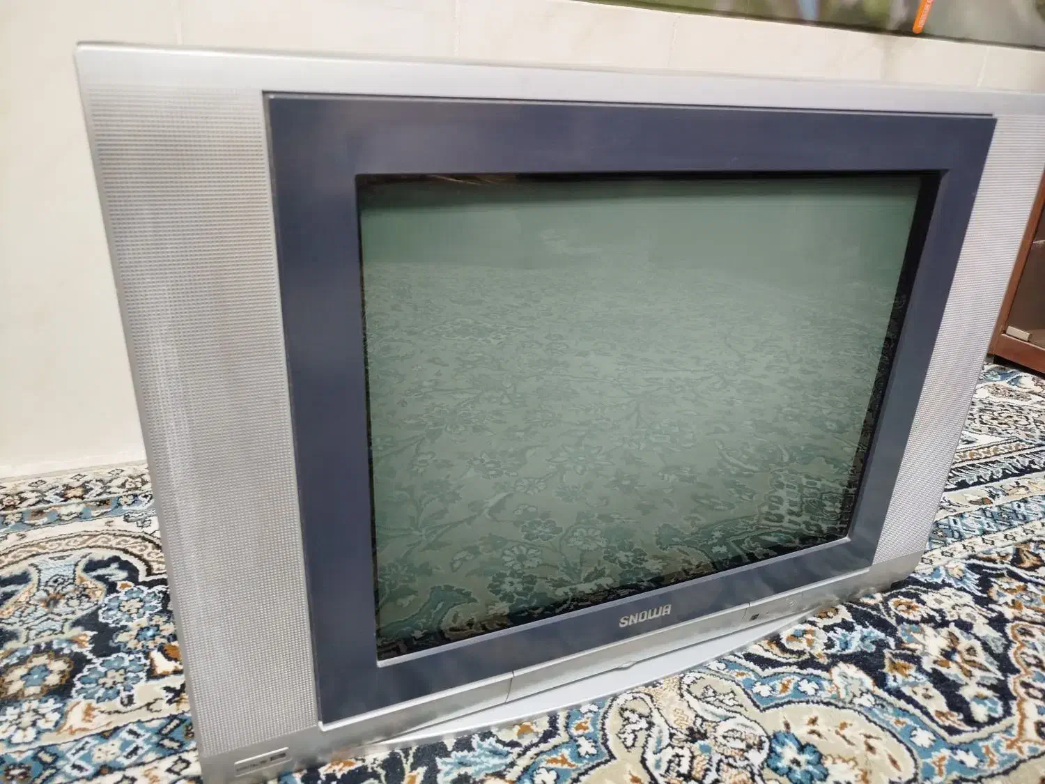 تلویزیون 21 اینچ اسنوا|تلویزیون و پروژکتور|فسا, |دیوار