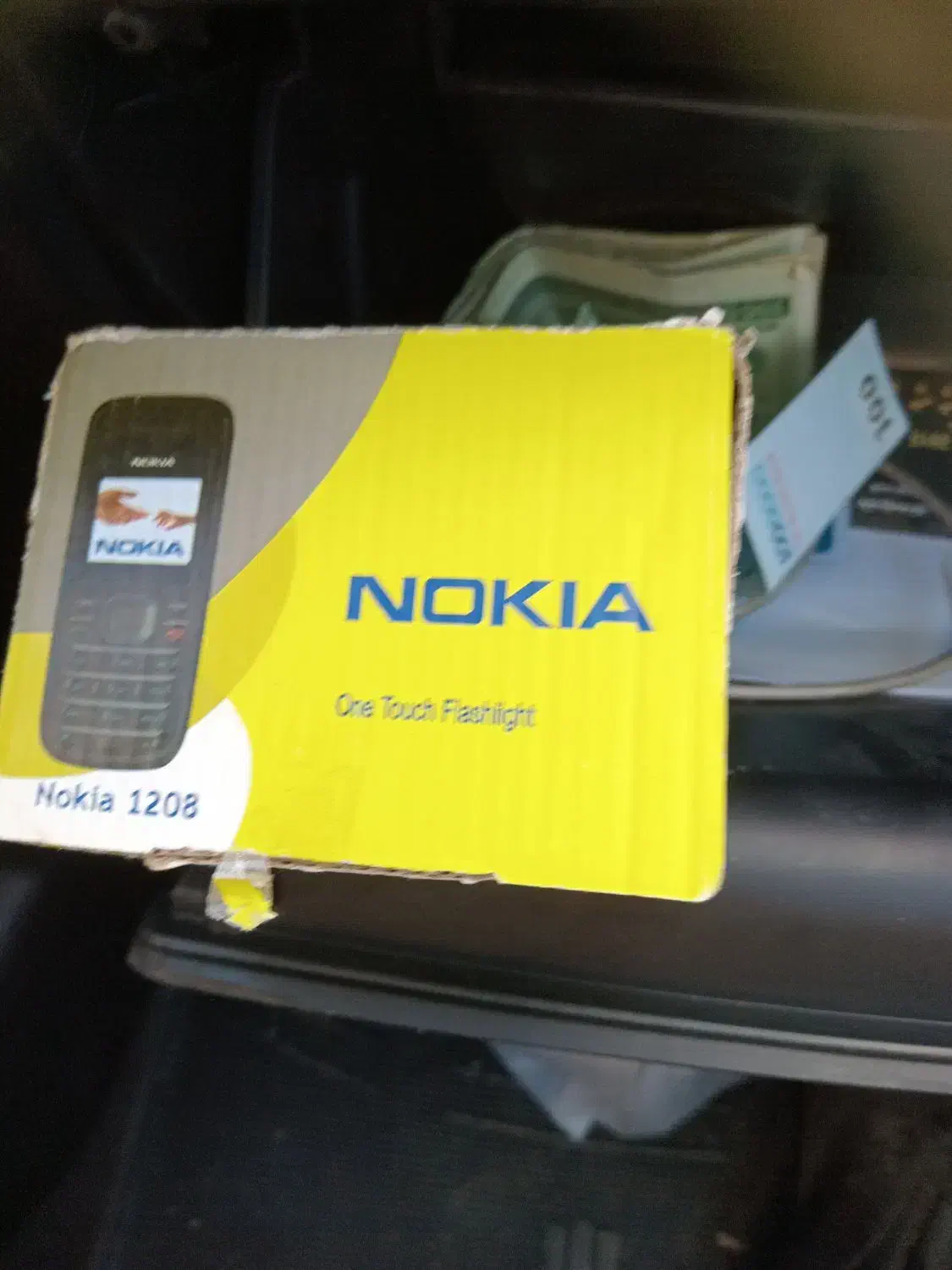 نوکیا 1208 اصلی با کارتون و شارژر|موبایل|قم, کلهری|دیوار