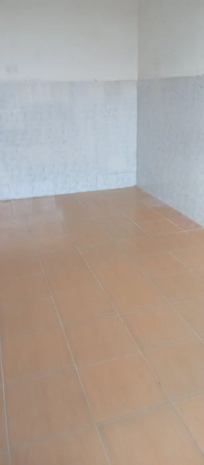 مغازه اجاره‌ای|اجارهٔ مغازه و غرفه|صحنه, |دیوار