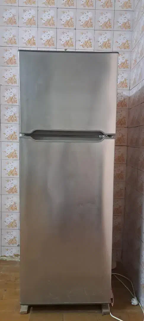 یخچال دو در نقره ای|یخچال و فریزر|تربت‌حیدریه, داروپخش|دیوار