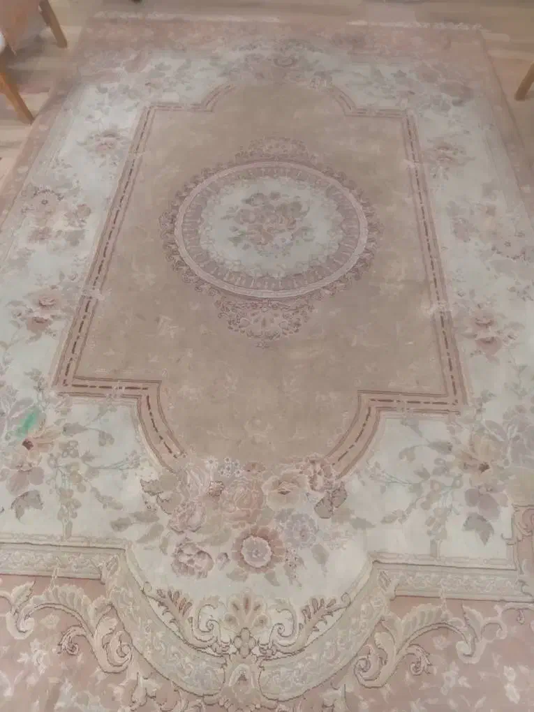 فرش 6 متری کرم گلبهی و فرش 4 متری باب اسفنجی|فرش|تهران, شهمیرزادی|دیوار