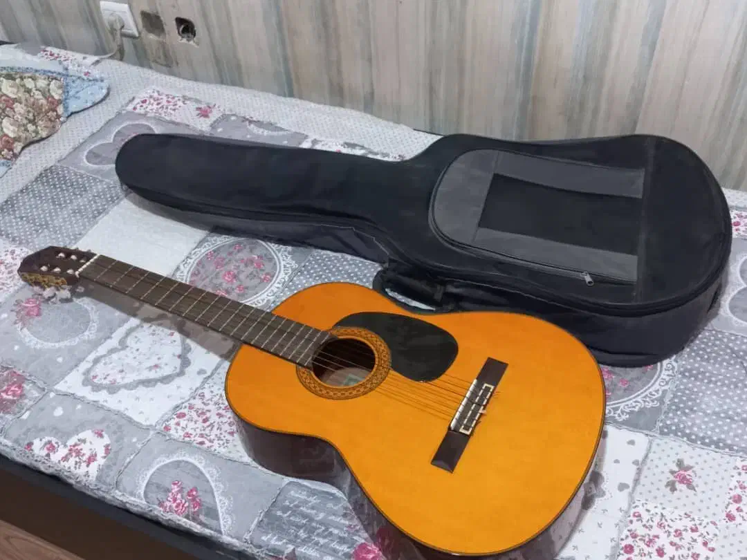 گیتار یاماها c80|گیتار، بیس، امپلیفایر|بندر ماهشهر, |دیوار