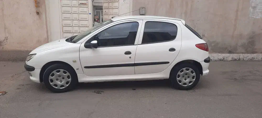 پژو 206سفید مدل80سیرجان|خودرو سواری و وانت|کرمان, |دیوار