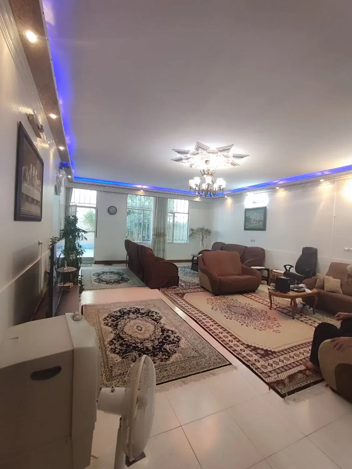 ویلایی هشت بهشت فرشتگان/230متر/3 خواب/بازسازی|فروش خانه و ویلا|شاهین‌شهر, شهرک هشت بهشت|دیوار