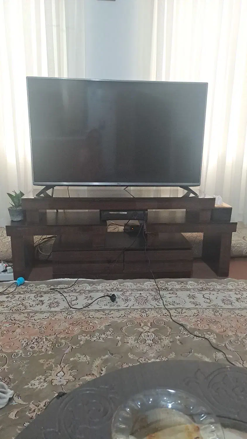 دراورومیزتلوزیون|میز تلویزیون|اندیشه, شهرک مریم|دیوار