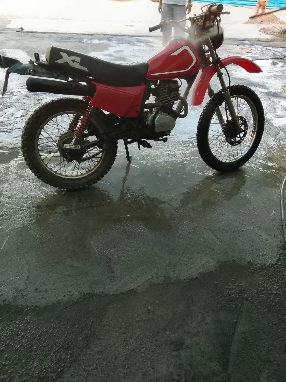 موتور مدل۸۲ پلاک ملی|موتورسیکلت|مشهد, منزل آباد|دیوار