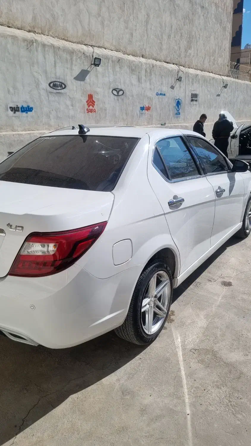 دنا پلاس ۱۴۰۲ دنده بدون رنگ|خودرو سواری و وانت|اصفهان, دشتستان|دیوار