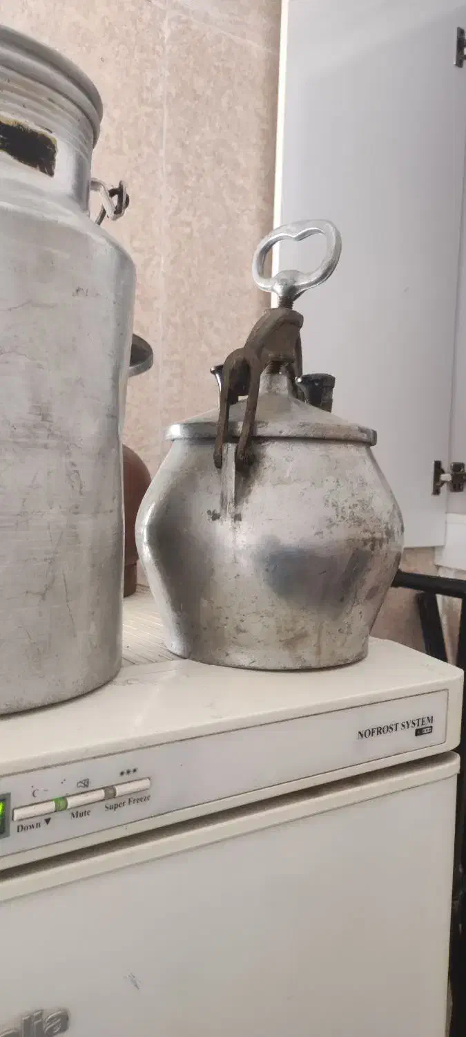 زودپز سه لیتری وظرف روغن دبه روحی|ظروف پختوپز|نیشابور, شهید بهشتی|دیوار