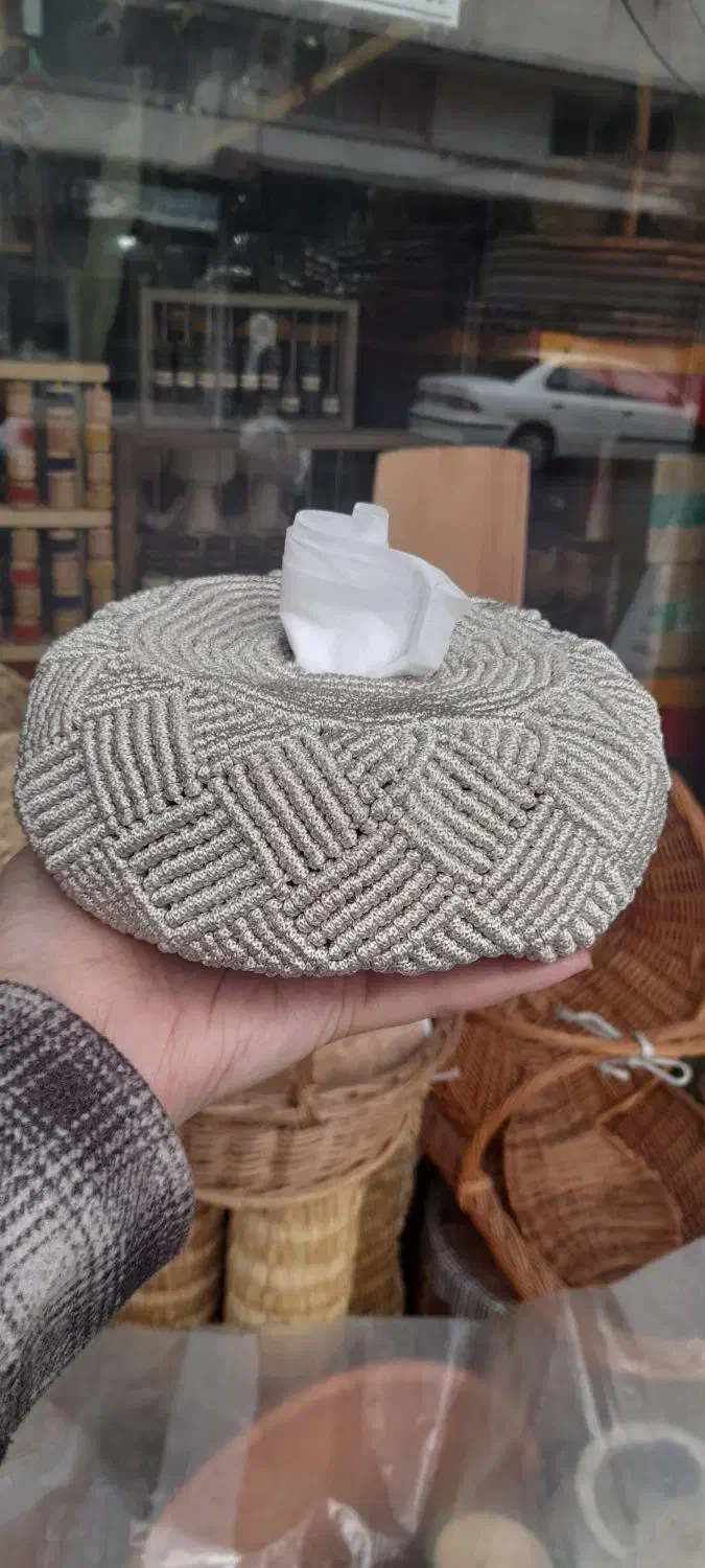 جای دستمال کاغذی  مکرومه ابریشمی|صنایع دستی و سایر لوازم تزئینی|رشت, پیرسرا|دیوار