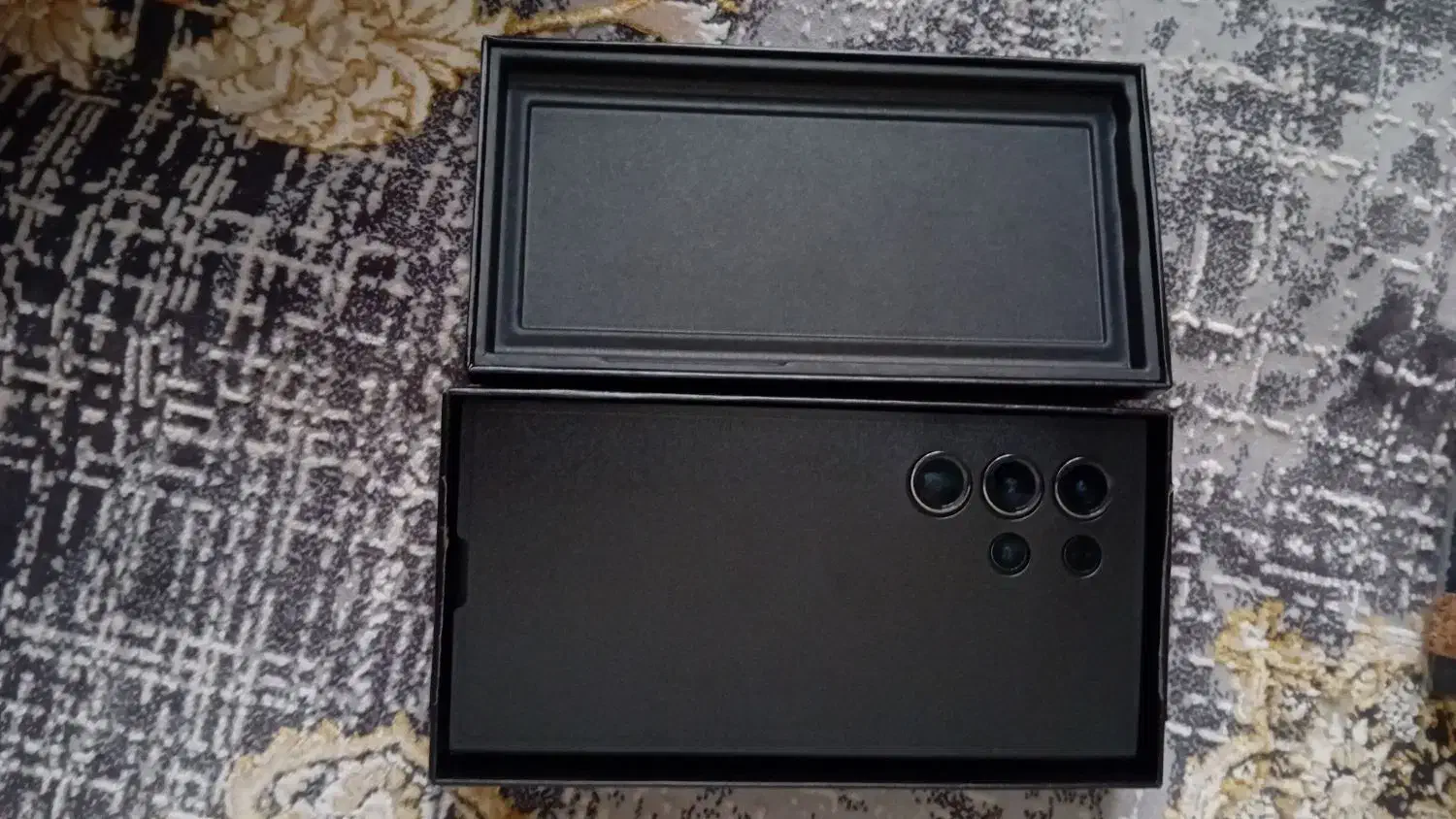 سامسونگs23ultraمشکی با حافظه ۲۵۶ گیگ رام۱۲|موبایل|کرج, بنیاد|دیوار