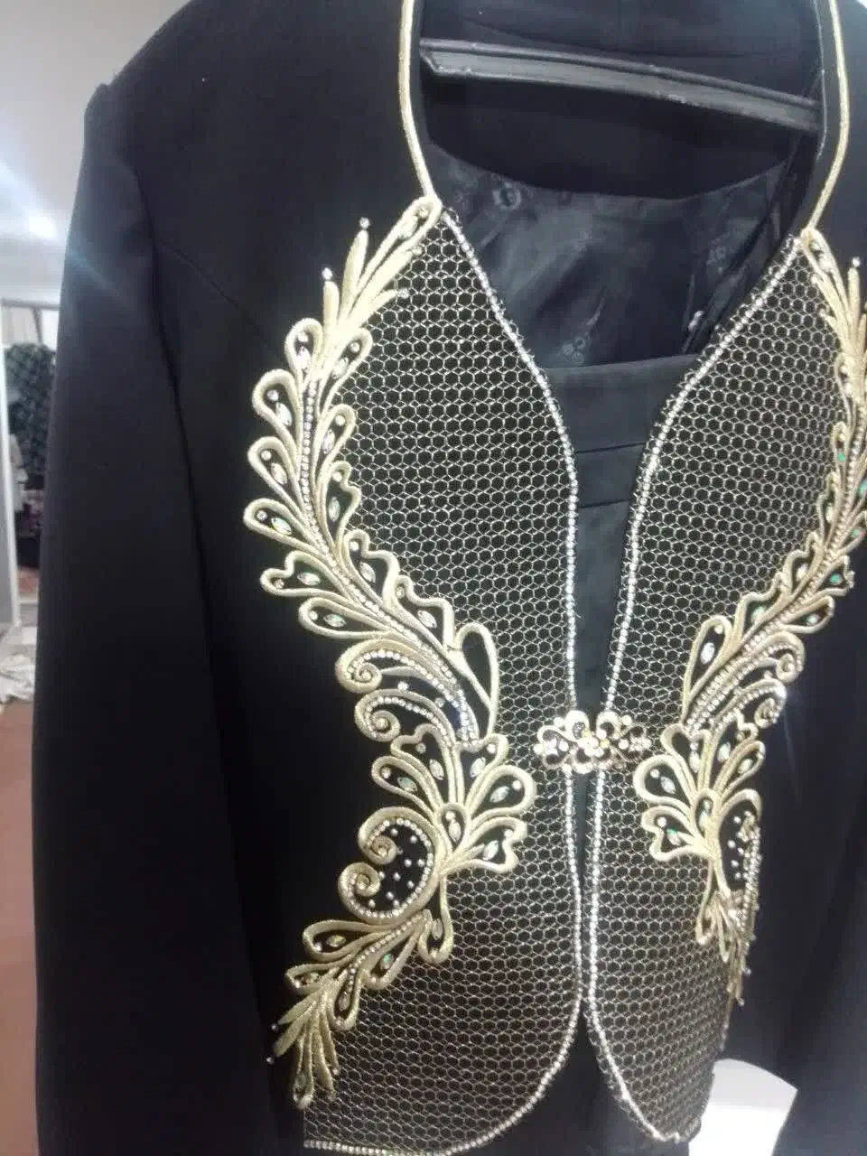 لباس مجلسی|لباس|مشکین‌دشت, |دیوار