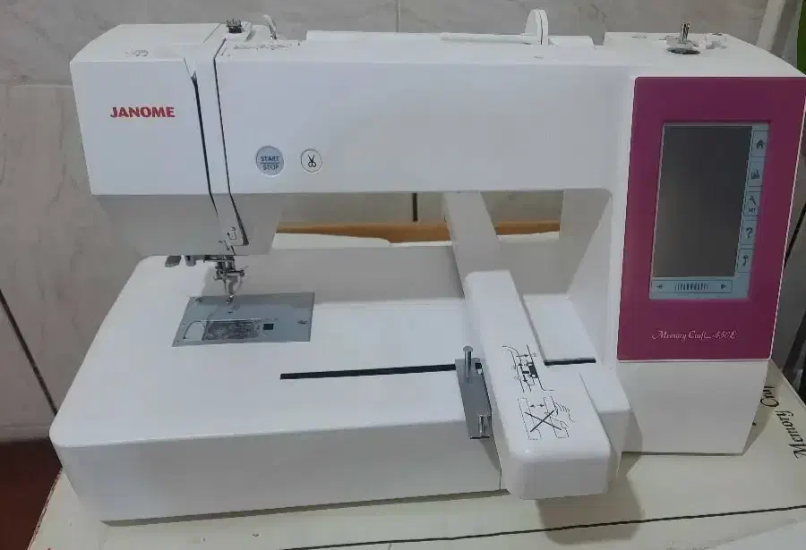 چرخ گلدوزی ژانومه ۴۵۰|چرخ خیاطی و ریسندگی|آق قلا, |دیوار